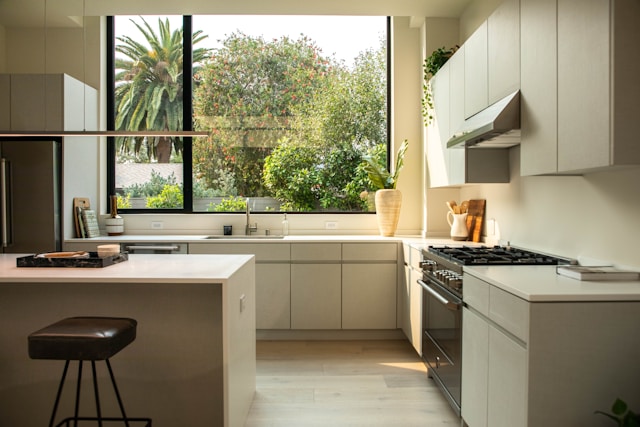 9 Commercial Kitchen Exhaust Factors That Can Influence Kitchen Performance