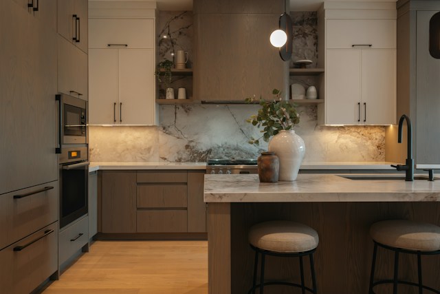 9 Commercial Kitchen Exhaust Signs That Your Kitchen May Be Struggling With Airflow