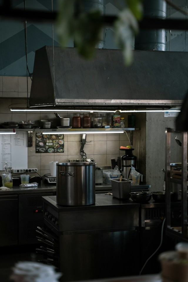 What Happens If a Commercial Kitchen Exhaust System Is Too Small for the Kitchen