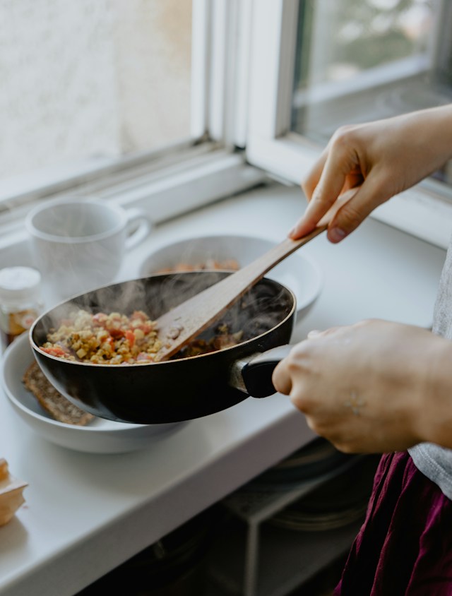 What Causes Strong Cooking Smells to Spread Beyond a Commercial Kitchen